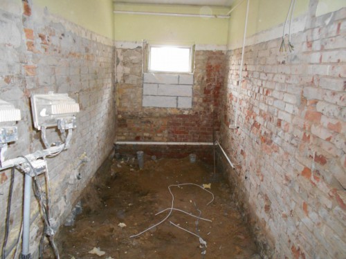 Sanierung der Toiletten im Altbau
